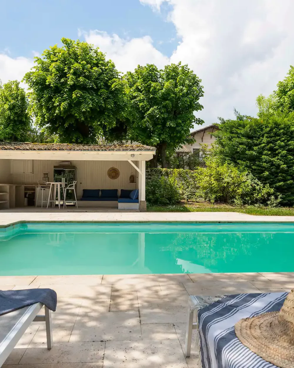 piscine location pool house beaujolais